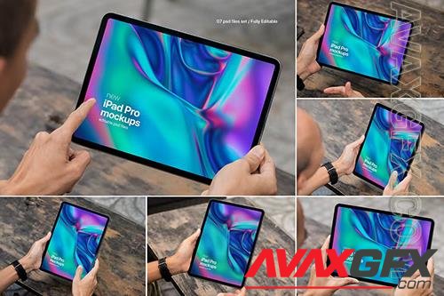 iPad Pro Mockups LHZLMQV