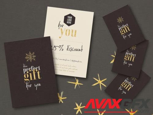 Gift Voucher Gold Christmas 459755420 [Adobestock]