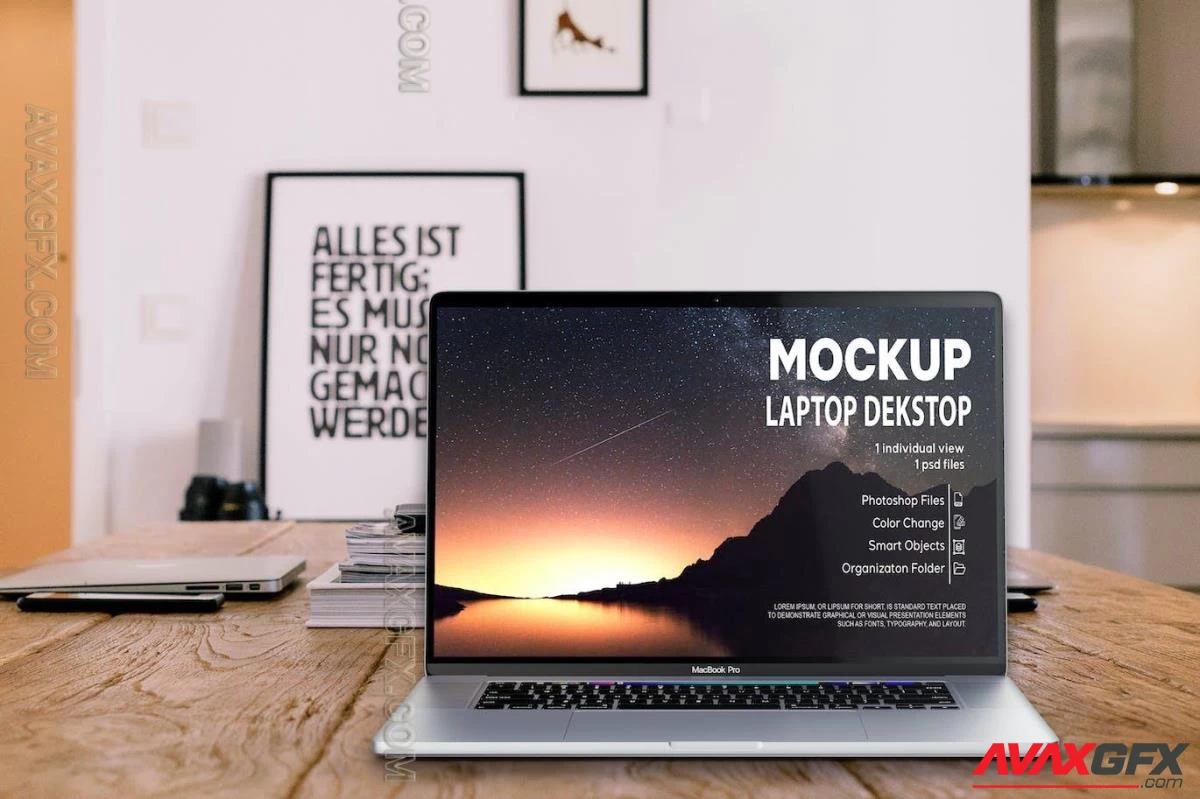 Laptop Mockup [PSD]